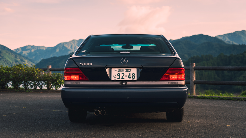 Illustration for article titled This Is What It's Like To Drive A Mercedes S600 With An F1 Exhaust